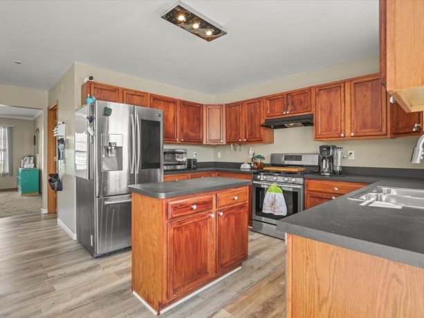 7238 Price, MACHESNEY PARK, Illinois 61115, 3 Bedrooms Bedrooms, ,2 BathroomsBathrooms,House,For Sale,Price,202602569
