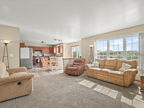 7238 Price, MACHESNEY PARK, Illinois 61115, 3 Bedrooms Bedrooms, ,2 BathroomsBathrooms,House,For Sale,Price,202602569