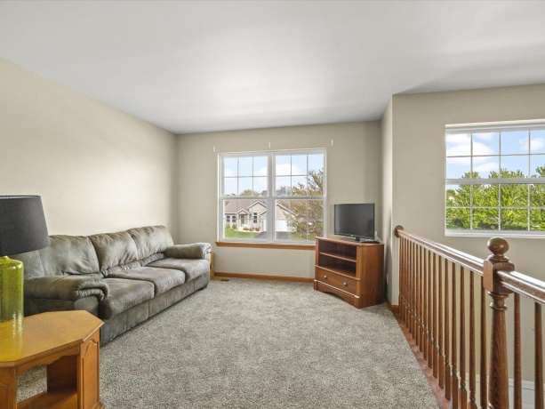 7238 Price, MACHESNEY PARK, Illinois 61115, 3 Bedrooms Bedrooms, ,2 BathroomsBathrooms,House,For Sale,Price,202602569