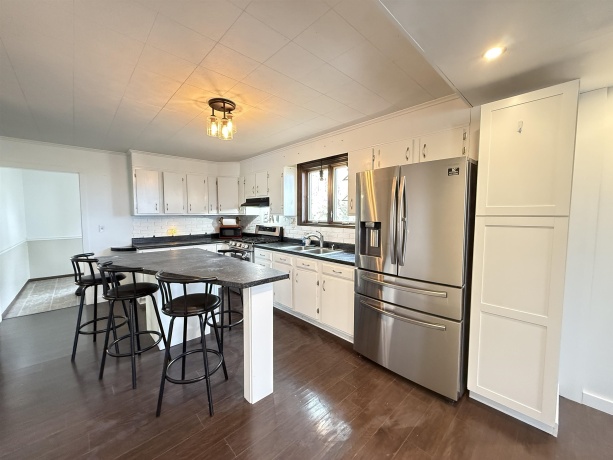 7370 Menominee, EAST DUBUQUE, Illinois 61025, 4 Bedrooms Bedrooms, ,1 BathroomBathrooms,House,For Sale,Menominee,202602570