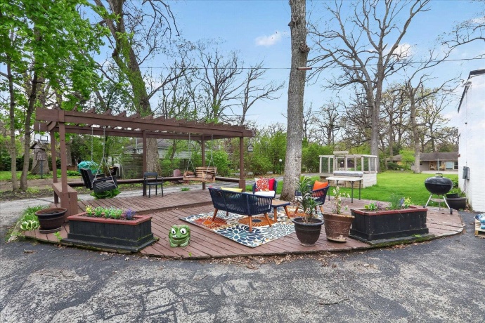 3603 Highcrest, ROCKFORD, Illinois 61107, 3 Bedrooms Bedrooms, ,2 BathroomsBathrooms,House,For Sale,Highcrest,202602571