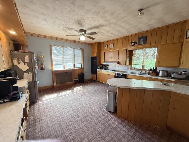 323 Main, STOCKTON, Illinois 61085, 7 Bedrooms Bedrooms, ,6 BathroomsBathrooms,House,For Sale,Main,202602572