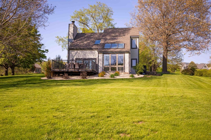20 Gleneagle, GALENA, Illinois 61036, 2 Bedrooms Bedrooms, ,2 BathroomsBathrooms,House,For Sale,Gleneagle,202602574