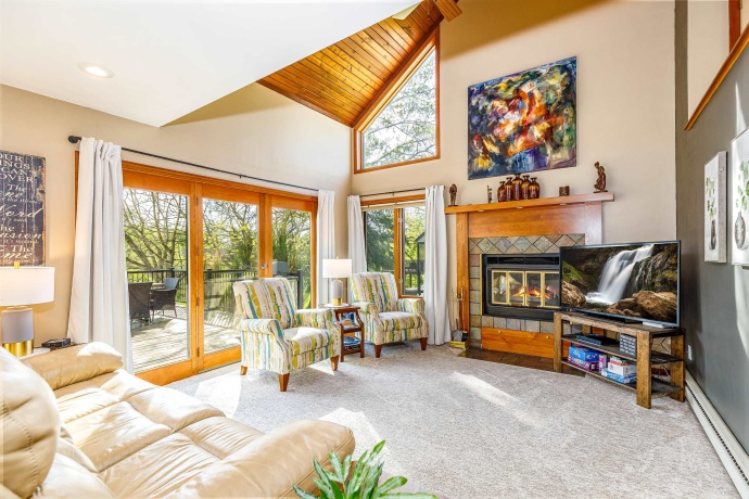 20 Gleneagle, GALENA, Illinois 61036, 2 Bedrooms Bedrooms, ,2 BathroomsBathrooms,House,For Sale,Gleneagle,202602574