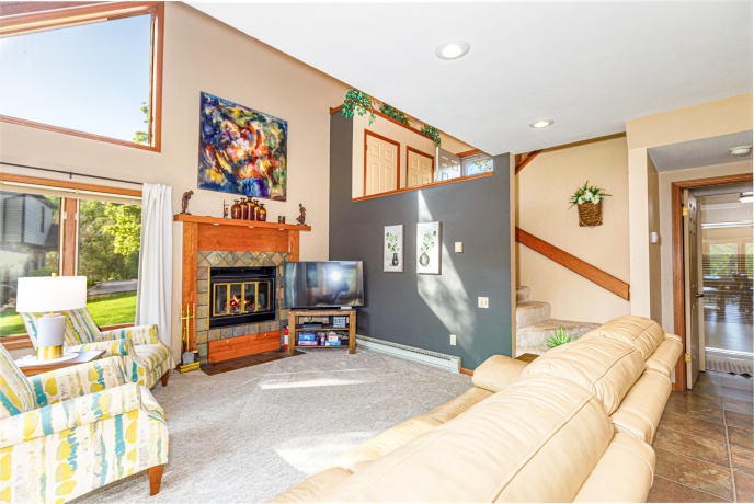 20 Gleneagle, GALENA, Illinois 61036, 2 Bedrooms Bedrooms, ,2 BathroomsBathrooms,House,For Sale,Gleneagle,202602574