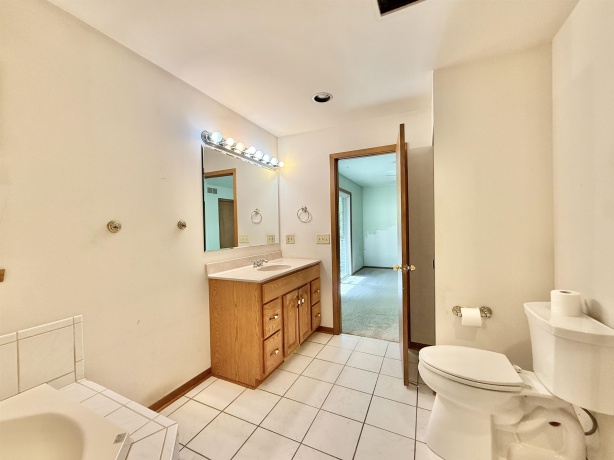 3620 Valerie, ROSCOE, Illinois 61073, 3 Bedrooms Bedrooms, ,2 BathroomsBathrooms,House,For Sale,Valerie,202602575