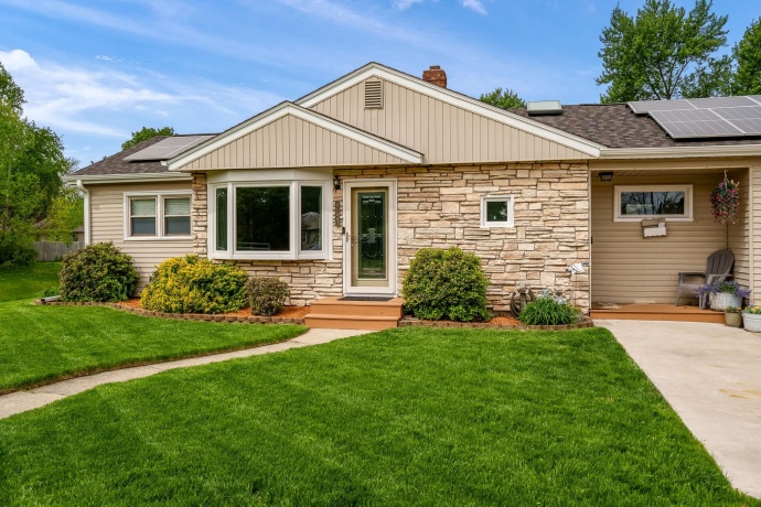 6120 John, LOVES PARK, Illinois 61111, 3 Bedrooms Bedrooms, ,2 BathroomsBathrooms,House,For Sale,John,202602577