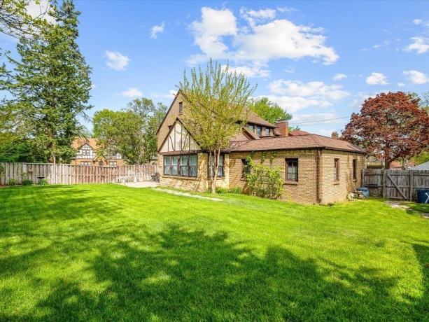 117 Highland, ROCKFORD, Illinois 61107, 3 Bedrooms Bedrooms, ,1 BathroomBathrooms,House,For Sale,Highland,202602580