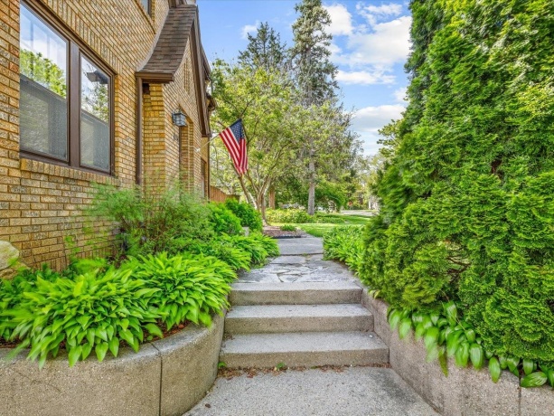 117 Highland, ROCKFORD, Illinois 61107, 3 Bedrooms Bedrooms, ,1 BathroomBathrooms,House,For Sale,Highland,202602580