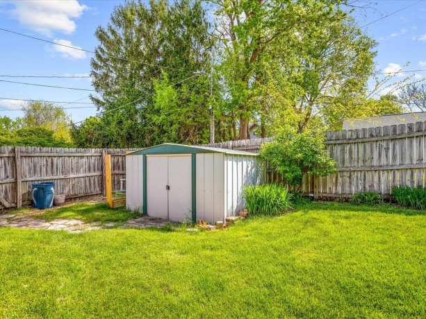 117 Highland, ROCKFORD, Illinois 61107, 3 Bedrooms Bedrooms, ,1 BathroomBathrooms,House,For Sale,Highland,202602580