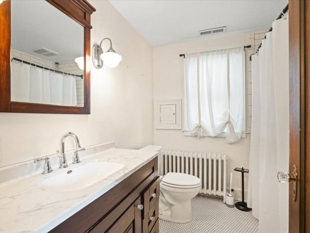 117 Highland, ROCKFORD, Illinois 61107, 3 Bedrooms Bedrooms, ,1 BathroomBathrooms,House,For Sale,Highland,202602580