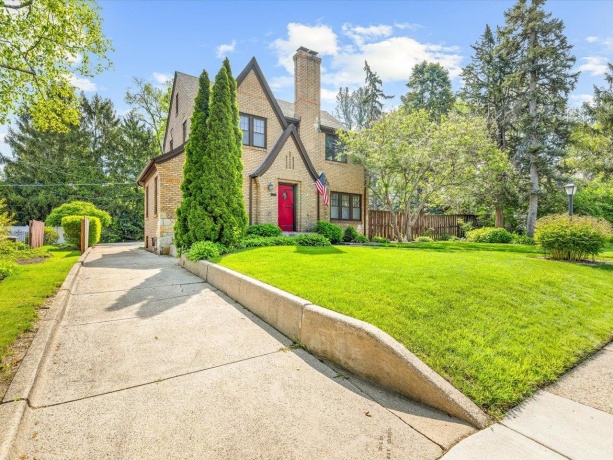 117 Highland, ROCKFORD, Illinois 61107, 3 Bedrooms Bedrooms, ,1 BathroomBathrooms,House,For Sale,Highland,202602580