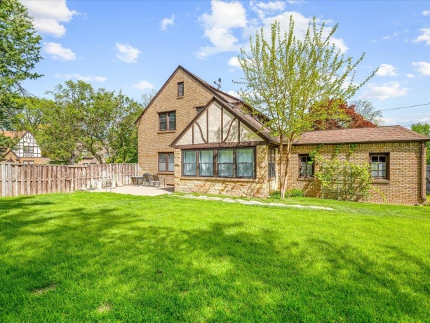 117 Highland, ROCKFORD, Illinois 61107, 3 Bedrooms Bedrooms, ,1 BathroomBathrooms,House,For Sale,Highland,202602580