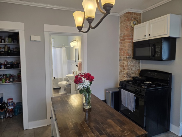 2304 17th, ROCKFORD, Illinois 61104, ,2 Units,For Sale,17th,202602582