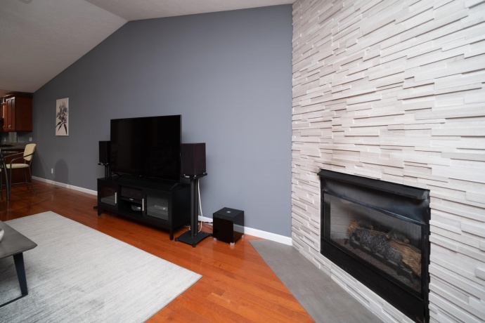 6308 Oak Crest, LOVES PARK, Illinois 61111, 2 Bedrooms Bedrooms, ,2 BathroomsBathrooms,Condominium,For Sale,Oak Crest,202602584