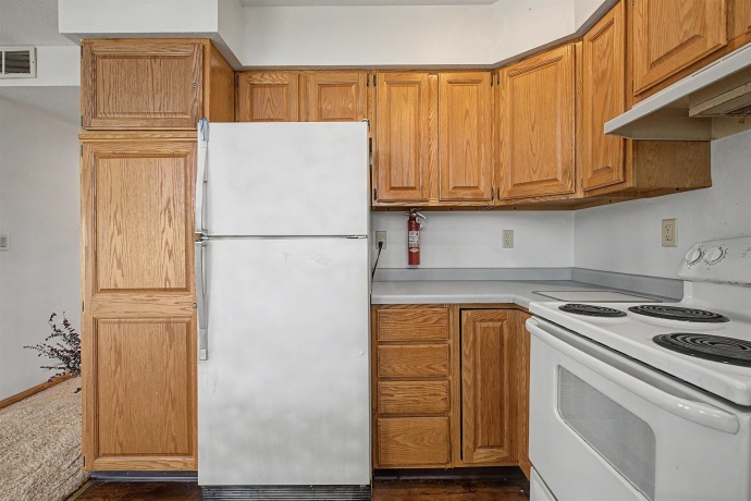 5 Maltby, GALENA, Illinois 61036, 3 Bedrooms Bedrooms, ,2 BathroomsBathrooms,House,For Sale,Maltby,202602583