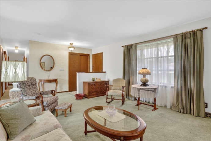 4888 Sudbury, ROCKFORD, Illinois 61101, 3 Bedrooms Bedrooms, ,3 BathroomsBathrooms,House,For Sale,Sudbury,202602587