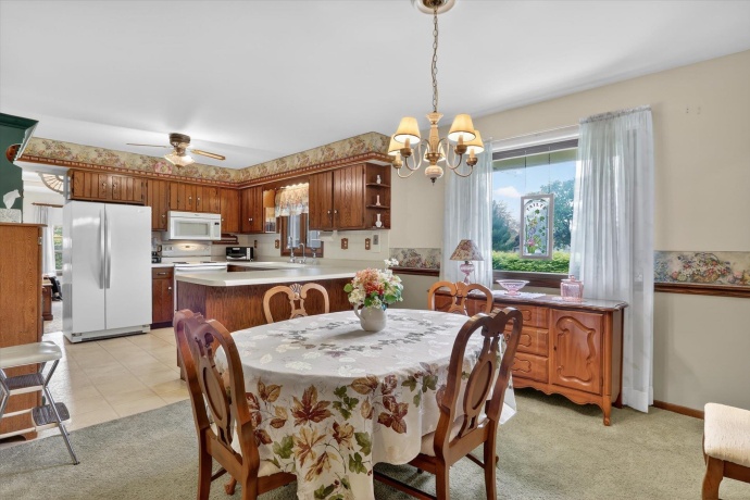 4888 Sudbury, ROCKFORD, Illinois 61101, 3 Bedrooms Bedrooms, ,3 BathroomsBathrooms,House,For Sale,Sudbury,202602587