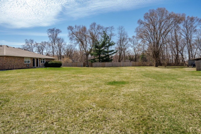 9960 Bitterroot, ROSCOE, Illinois 61073, ,3 - 4 Units,For Sale,Bitterroot,202601727