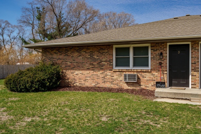 9960 Bitterroot, ROSCOE, Illinois 61073, ,3 - 4 Units,For Sale,Bitterroot,202601727