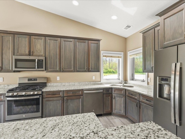 6229 Parks Edge, LOVES PARK, Illinois 61111, 2 Bedrooms Bedrooms, ,2 BathroomsBathrooms,House,For Sale,Parks Edge,202602591