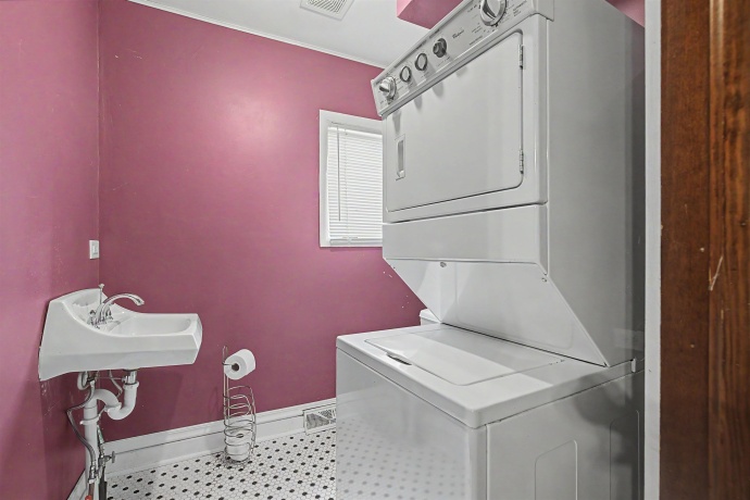 748 Dewey, GALENA, Illinois 61036, 3 Bedrooms Bedrooms, ,1 BathroomBathrooms,House,For Sale,Dewey,202602596