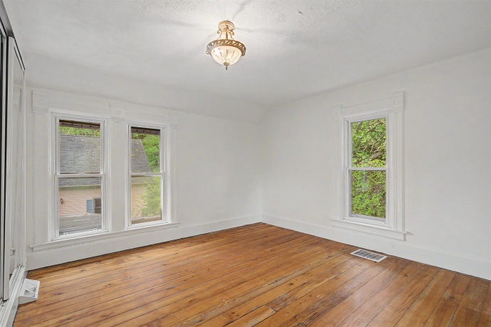 748 Dewey, GALENA, Illinois 61036, 3 Bedrooms Bedrooms, ,1 BathroomBathrooms,House,For Sale,Dewey,202602596
