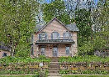 748 Dewey, GALENA, Illinois 61036, 3 Bedrooms Bedrooms, ,1 BathroomBathrooms,House,For Sale,Dewey,202602596