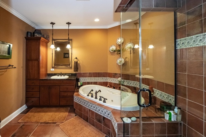 6715 Meyer, MARENGO, Illinois 60152, 5 Bedrooms Bedrooms, ,5 BathroomsBathrooms,House,For Sale,Meyer,202602598