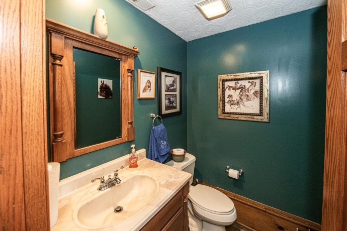 6715 Meyer, MARENGO, Illinois 60152, 5 Bedrooms Bedrooms, ,5 BathroomsBathrooms,House,For Sale,Meyer,202602598