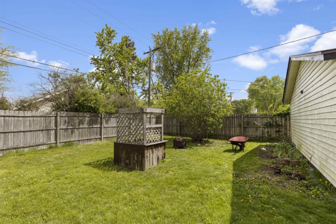 2120 Coronet, LOVES PARK, Illinois 61111, 4 Bedrooms Bedrooms, ,1 BathroomBathrooms,House,For Sale,Coronet,202602599