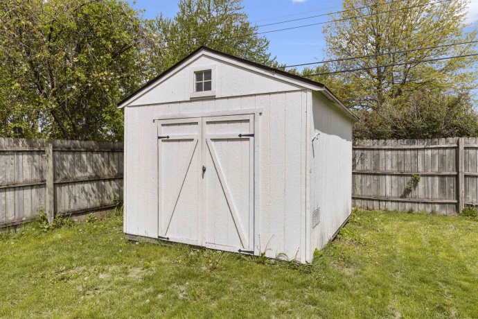 2120 Coronet, LOVES PARK, Illinois 61111, 4 Bedrooms Bedrooms, ,1 BathroomBathrooms,House,For Sale,Coronet,202602599