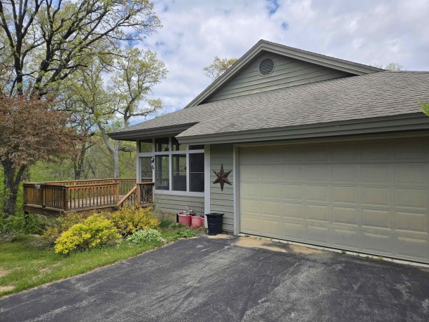 3A25 Grant, APPLE RIVER, Illinois 61001, 3 Bedrooms Bedrooms, ,2 BathroomsBathrooms,House,For Sale,Grant,202602600