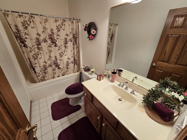 3A25 Grant, APPLE RIVER, Illinois 61001, 3 Bedrooms Bedrooms, ,2 BathroomsBathrooms,House,For Sale,Grant,202602600