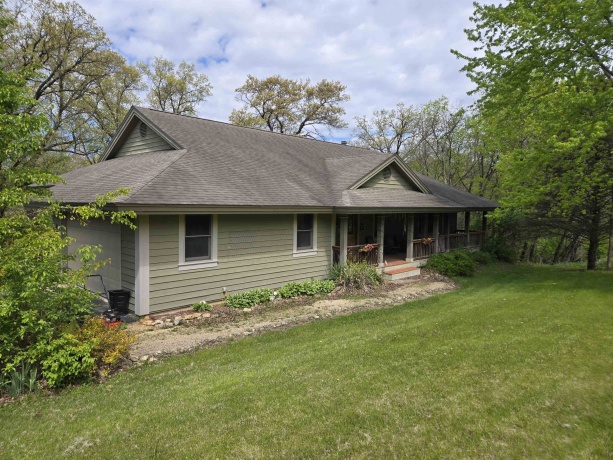 3A25 Grant, APPLE RIVER, Illinois 61001, 3 Bedrooms Bedrooms, ,2 BathroomsBathrooms,House,For Sale,Grant,202602600