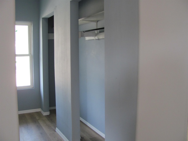 727 Montague, ROCKFORD, Illinois 61102, ,2 Units,For Sale,Montague,202602601