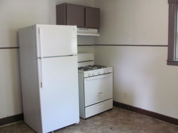 727 Montague, ROCKFORD, Illinois 61102, ,2 Units,For Sale,Montague,202602601
