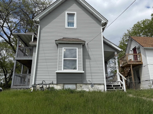 727 Montague, ROCKFORD, Illinois 61102, ,2 Units,For Sale,Montague,202602601