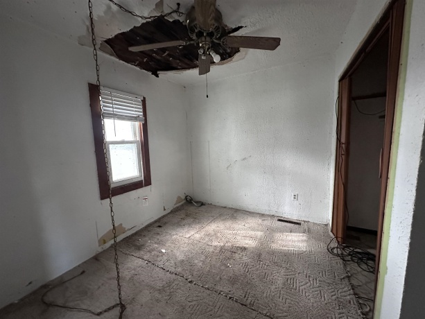 2855 W Florence Rd, FREEPORT, Illinois 61032, 2 Bedrooms Bedrooms, ,1 BathroomBathrooms,House,For Sale,W Florence Rd,202602602