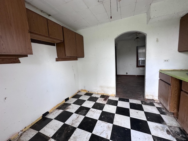 2855 W Florence Rd, FREEPORT, Illinois 61032, 2 Bedrooms Bedrooms, ,1 BathroomBathrooms,House,For Sale,W Florence Rd,202602602
