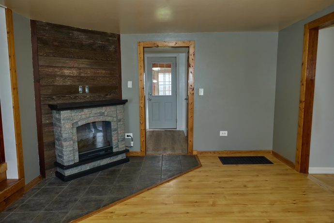 324 Wixon Pit, EARLVILLE, Illinois 60518, 2 Bedrooms Bedrooms, ,1 BathroomBathrooms,House,For Sale,Wixon Pit,202602328