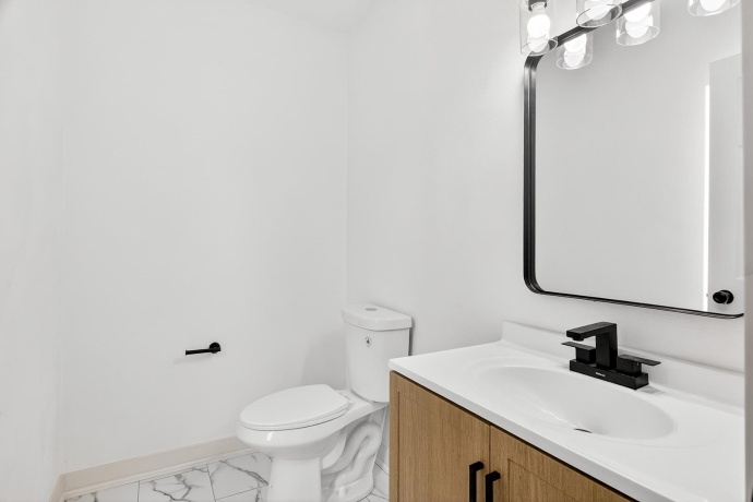 2031 Ridge, ROCKFORD, Illinois 61103, 3 Bedrooms Bedrooms, ,1 BathroomBathrooms,House,For Sale,Ridge,202602605