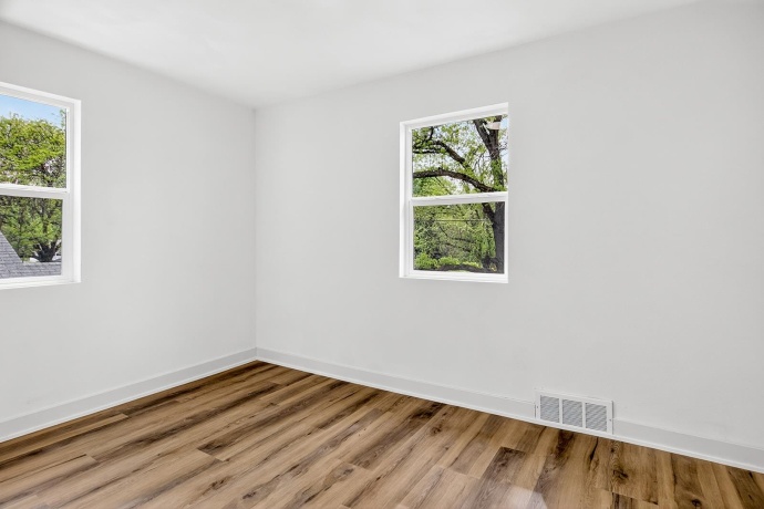 2031 Ridge, ROCKFORD, Illinois 61103, 3 Bedrooms Bedrooms, ,1 BathroomBathrooms,House,For Sale,Ridge,202602605