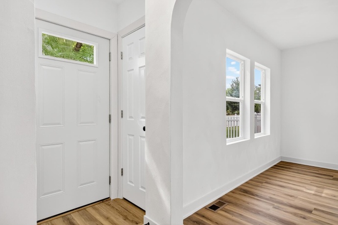 2031 Ridge, ROCKFORD, Illinois 61103, 3 Bedrooms Bedrooms, ,1 BathroomBathrooms,House,For Sale,Ridge,202602605