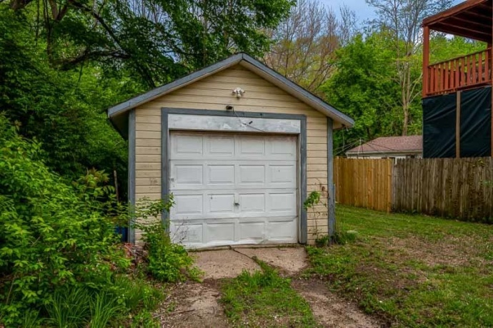 728 10th, ROCKFORD, Illinois 61104, 3 Bedrooms Bedrooms, ,1 BathroomBathrooms,House,For Sale,10th,202602606