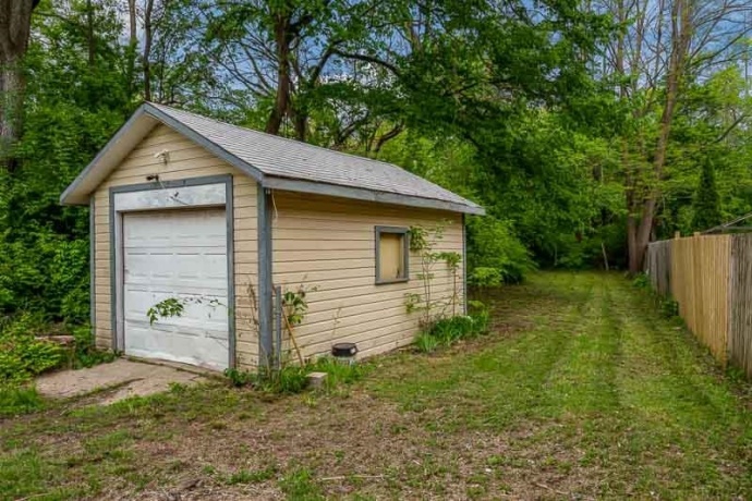 728 10th, ROCKFORD, Illinois 61104, 3 Bedrooms Bedrooms, ,1 BathroomBathrooms,House,For Sale,10th,202602606