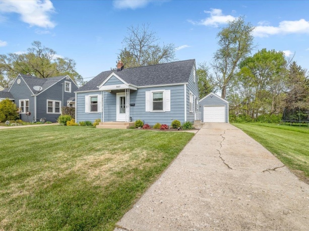 5417 Hollis, LOVES PARK, Illinois 61111, 3 Bedrooms Bedrooms, ,1 BathroomBathrooms,House,For Sale,Hollis,202602612
