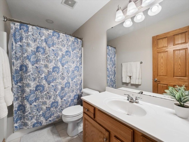 12743 Vestas, BELVIDERE, Illinois 61008, 3 Bedrooms Bedrooms, ,2 BathroomsBathrooms,House,For Sale,Vestas,202602221