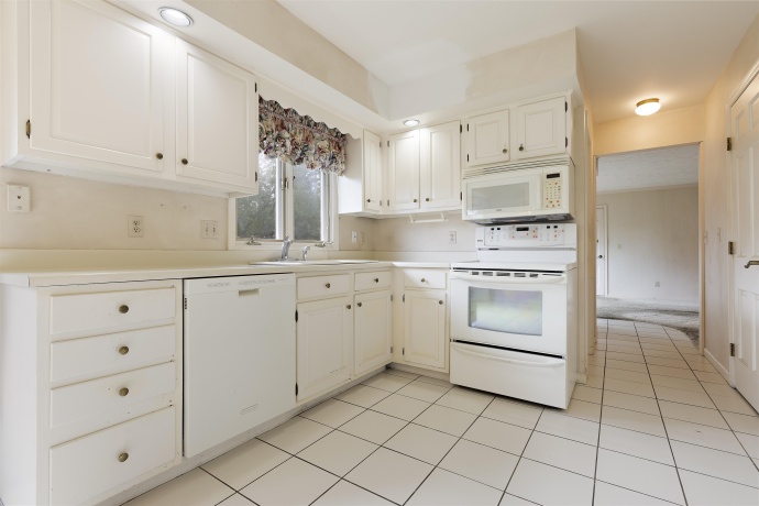 8642 SUMMERSET, BELVIDERE, Illinois 61008, 3 Bedrooms Bedrooms, ,2 BathroomsBathrooms,House,For Sale,SUMMERSET,202602615
