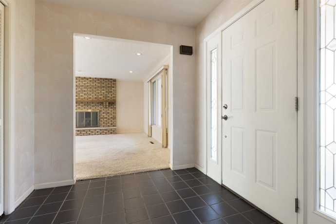 8642 SUMMERSET, BELVIDERE, Illinois 61008, 3 Bedrooms Bedrooms, ,2 BathroomsBathrooms,House,For Sale,SUMMERSET,202602615